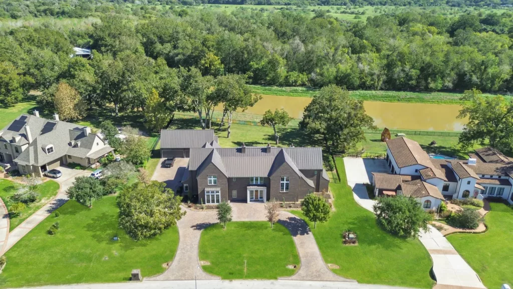 Luxury-Home-Richmond-TX-J-Talasek-Homes-JI_0257 copy